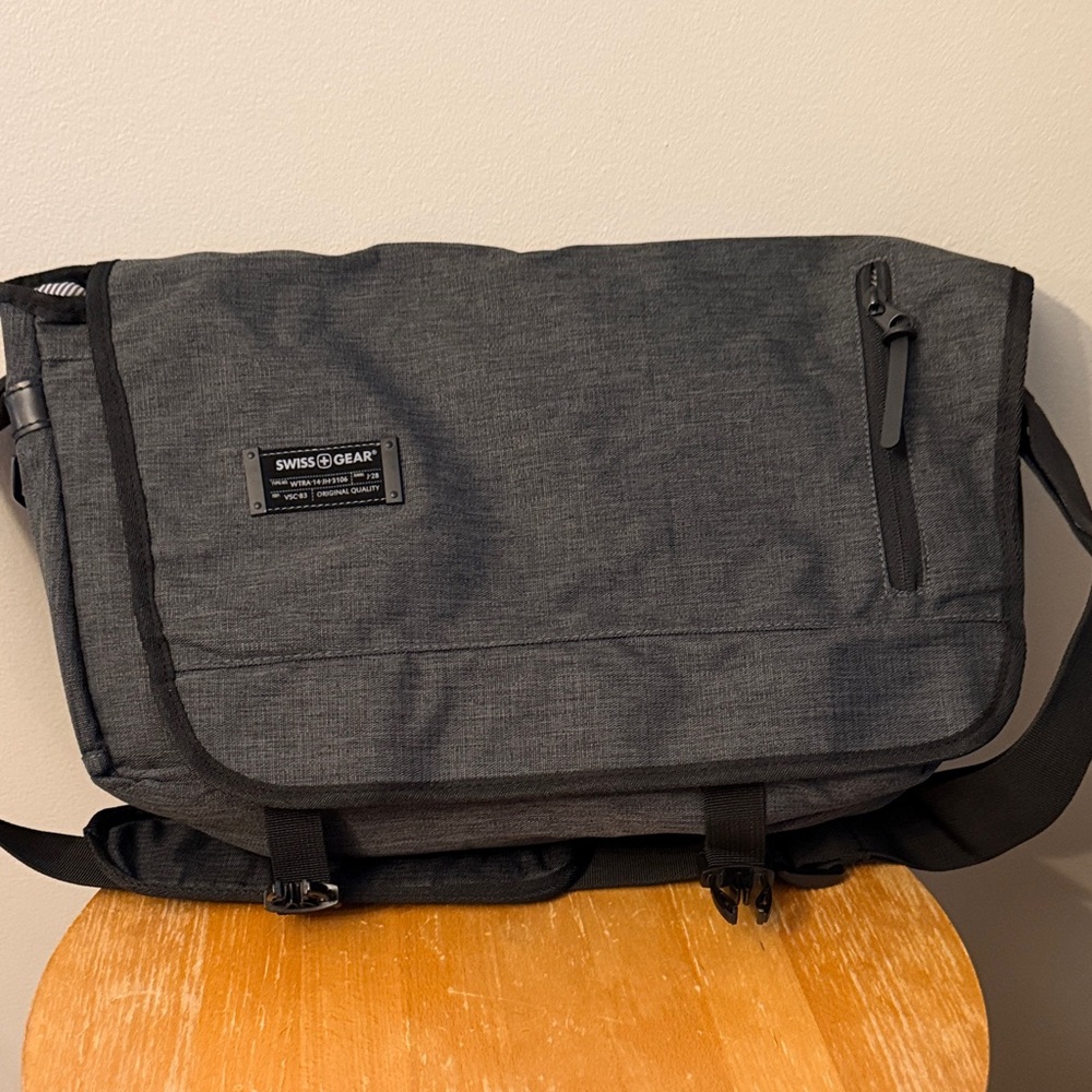 SwissGear Charcoal Gray Messenger Bag